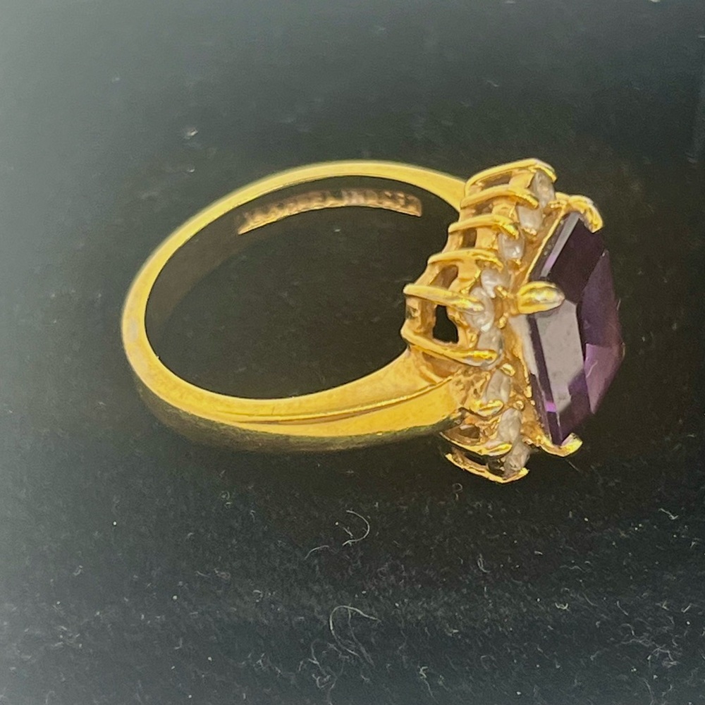Vintage Lind purple cocktail ring 14k hge gold tone - Picture 8 of 11